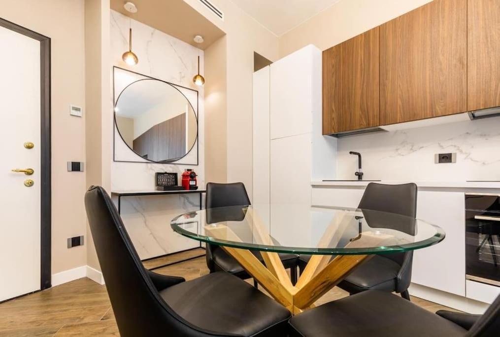 Dali Duomo Golden House Apartment Milano Exterior foto